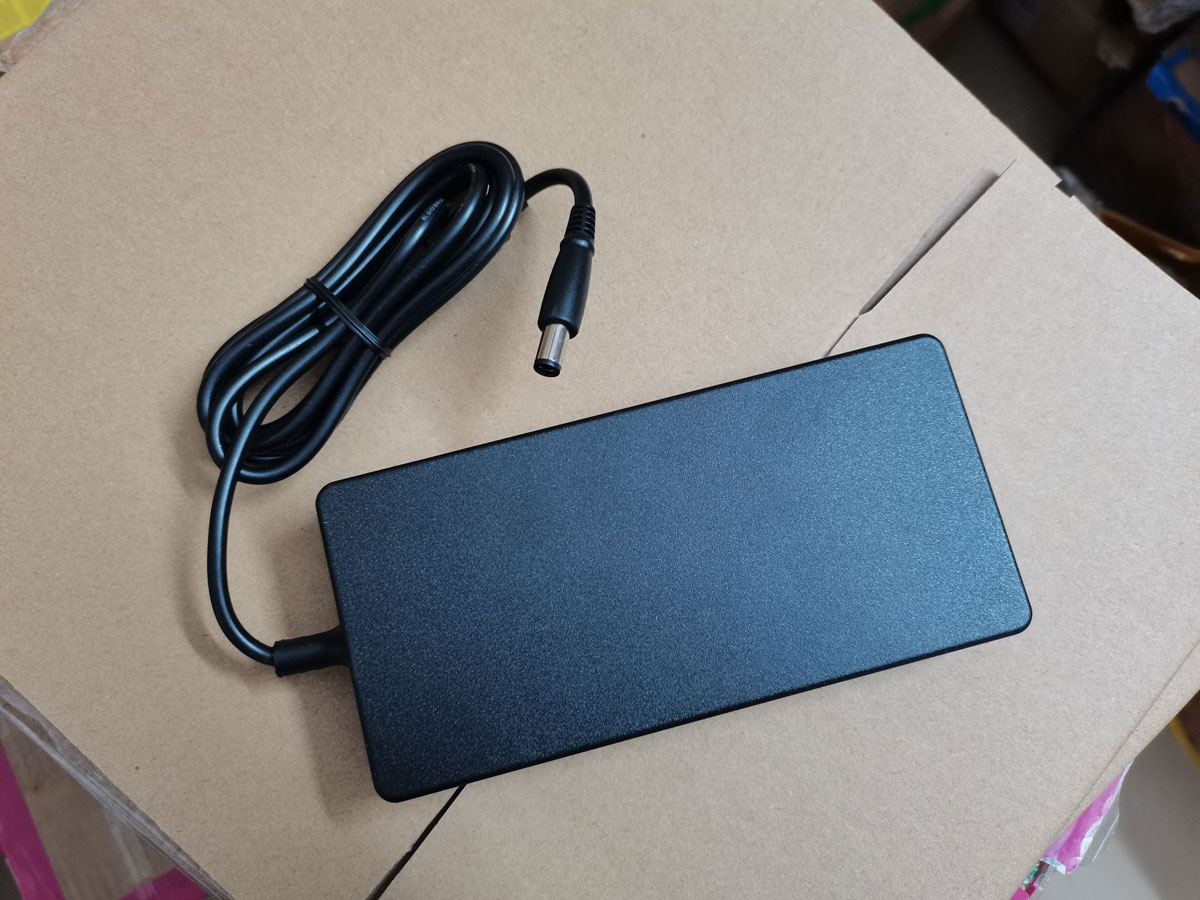 NEW Genuine Slim FSP 19.5V 11. - Pc Gaming Msi 评论和价格