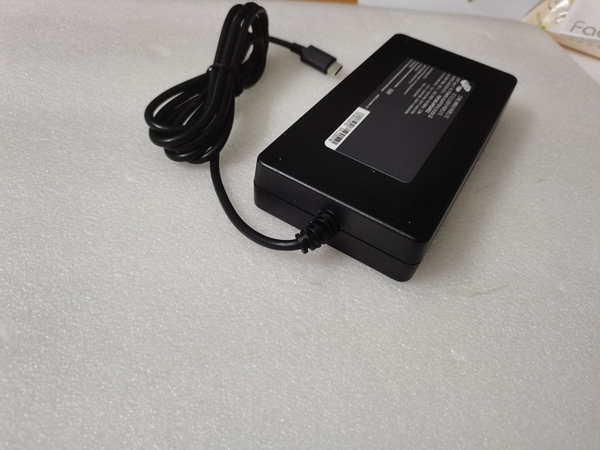 NEW Slim OEM FSP 28V 5A FSP140 - Pc Gaming Msi 评论和价格